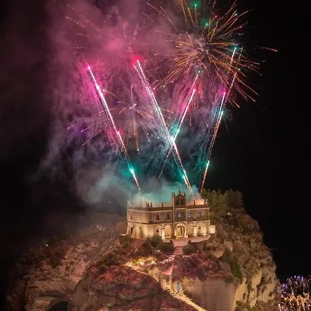 Tropea - Le Palme Village - Sea View - Pool Апартаменты *